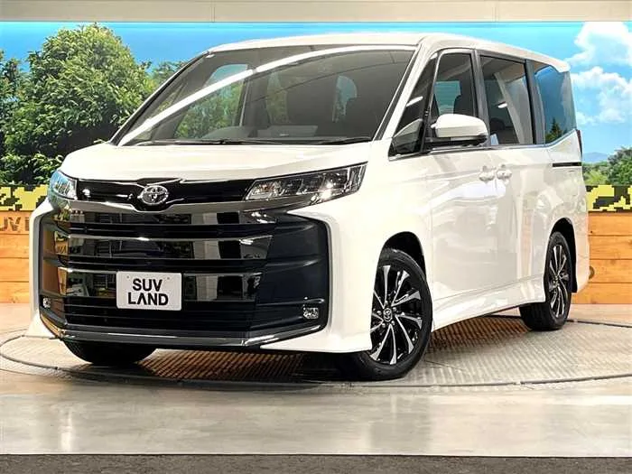 Toyota Noah 2025 — фото 1, купить с доставкой в Москву