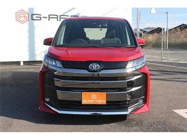 Toyota Noah 2022 — миниатюра 5