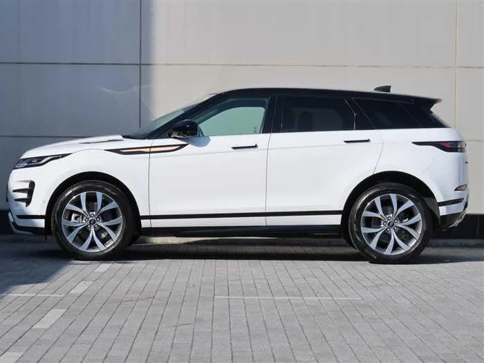Land Rover Range Rover Evoque 2023 — миниатюра 3