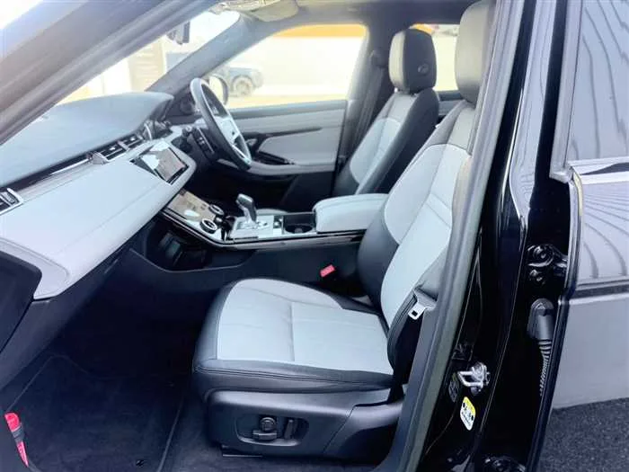 Land Rover Range Rover Evoque 2023 — миниатюра 3
