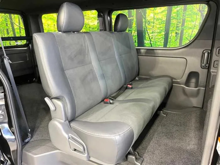 Toyota Hiace Van 2025 — миниатюра 5