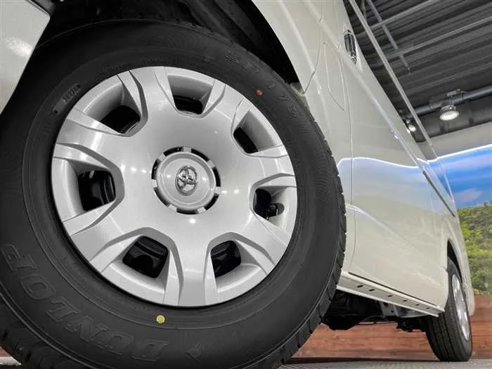 Toyota Hiace Van 2026 — миниатюра 3