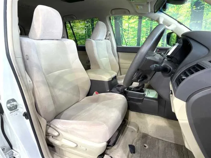 Toyota Land Cruiser Prado 2022 — миниатюра 3