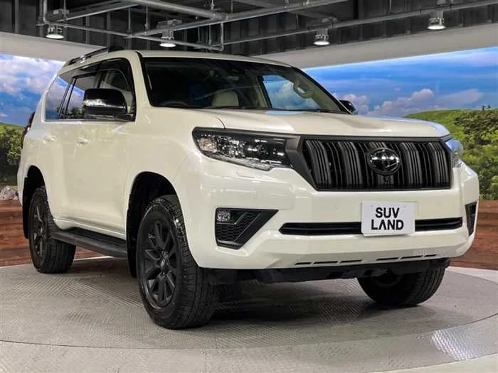 Toyota Land Cruiser Prado 2023 — миниатюра 5