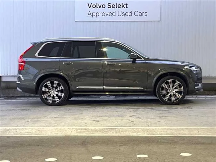 Volvo XC90 2022 — миниатюра 5