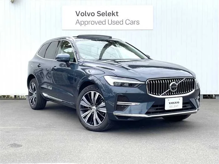 Volvo XC60 2022 — миниатюра 3