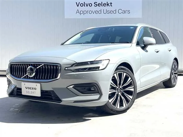 Volvo V60 2025 — фото 1, купить с доставкой в Москву
