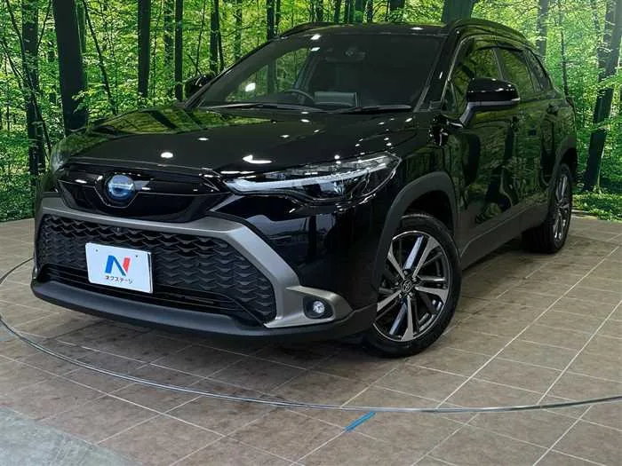 Toyota CorollaCross 2023 — фото 1, купить с доставкой в Москву