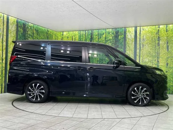 Toyota Noah 2025 — миниатюра 5