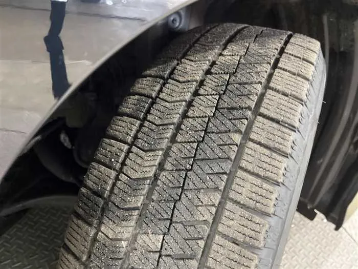 Toyota Voxy 2025 — миниатюра 3