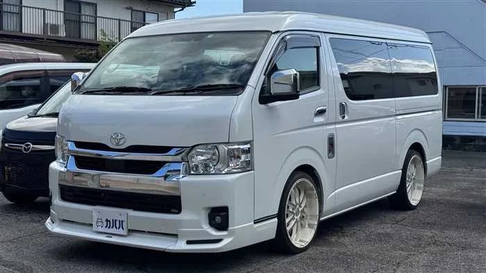 Toyota Hiace Wagon GL 2023 — фото 1, купить с доставкой в Москву