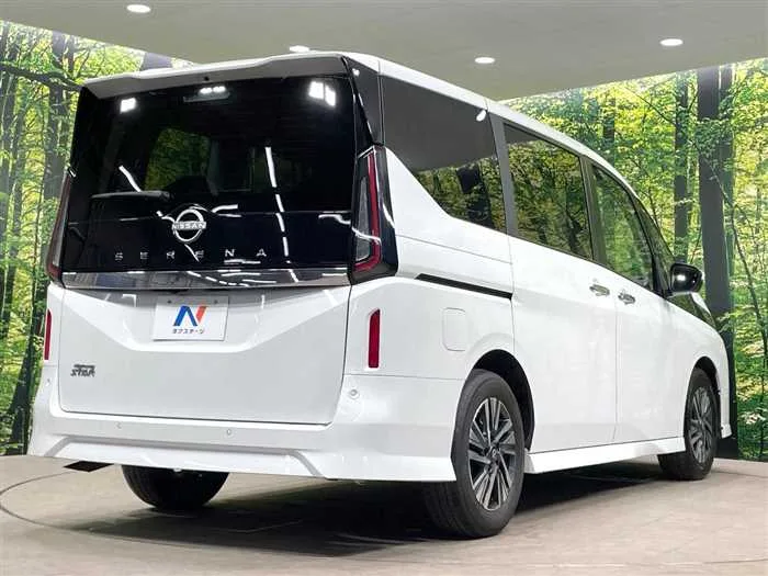 Nissan Serena 2025 — миниатюра 3