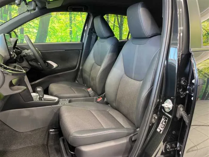 Toyota Yaris Cross 2023 — миниатюра 2