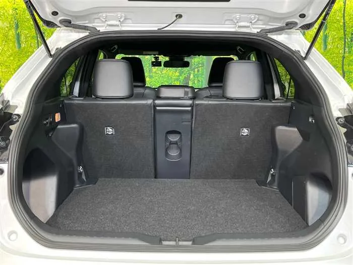 Toyota Yaris Cross 2023 — миниатюра 5