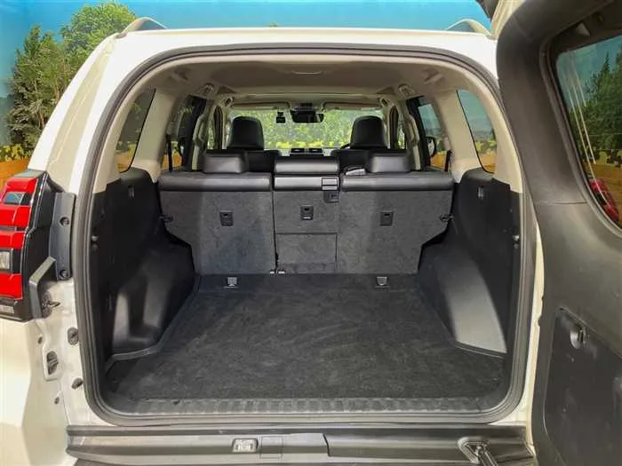 Toyota Land Cruiser Prado 2024 — миниатюра 5