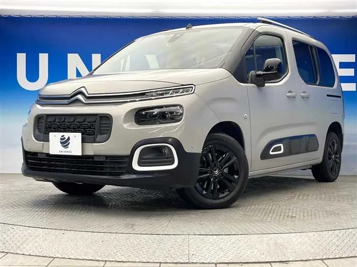Citroen Berlingo 2022 — фото 1, купить с доставкой в Москву