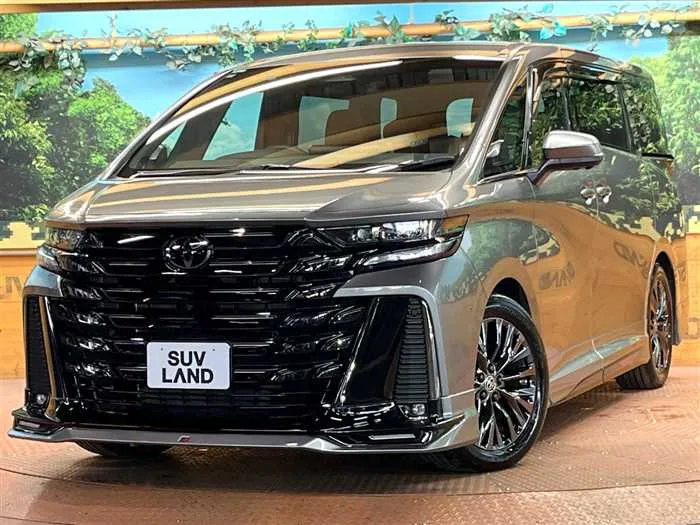 Toyota Vellfire 2025 — фото 1, купить с доставкой в Москву