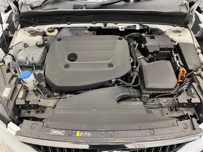 Volvo XC40 2022 — миниатюра 2