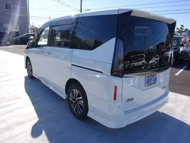 Nissan SERENA 1.4 e-POWER HighwayStarV 2025 — миниатюра 3