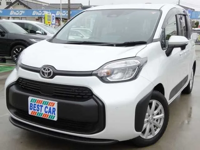 Toyota Sienta Hybrid 1.5 X 2024 — фото 1, купить с доставкой в Москву
