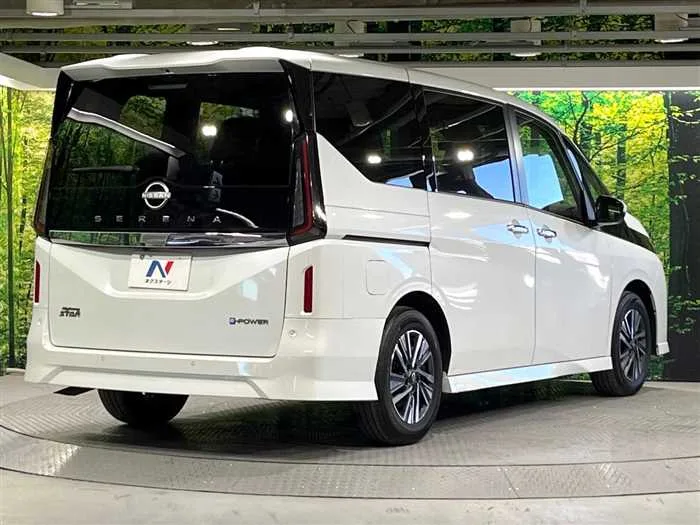 Nissan Serena 2024 — миниатюра 3