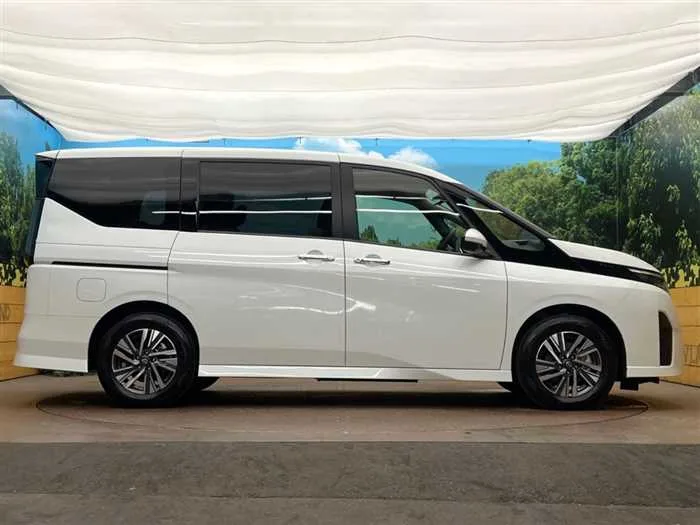 Nissan Serena 2025 — миниатюра 5