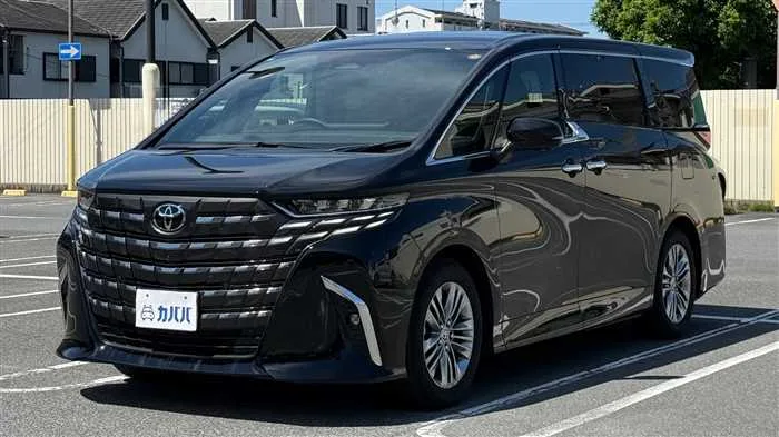 Toyota Alphard Z 2024 — фото 1, купить с доставкой в Москву