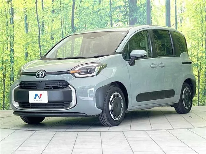 Toyota Sienta 2025 — миниатюра 2
