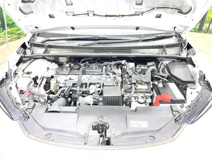 Toyota Prius 2023 — миниатюра 2