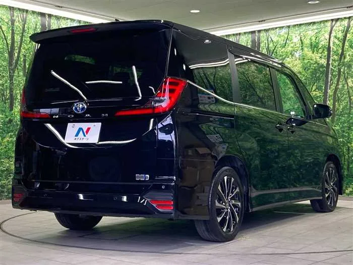Toyota Noah 2025 — миниатюра 3