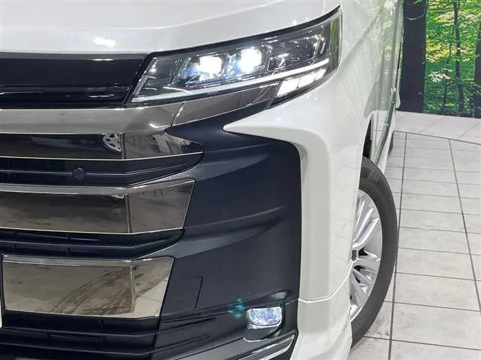 Toyota Noah 2024 — миниатюра 3