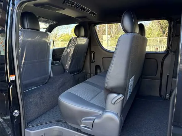 Toyota Hiace Van 2026 — миниатюра 3