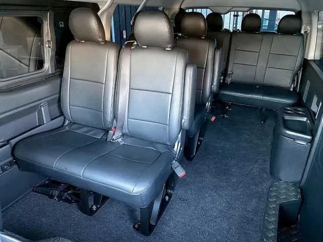 Toyota HIACE WAGON 2023 — миниатюра 4