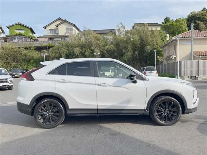 Mitsubishi Eclipsecross 2024 — миниатюра 3