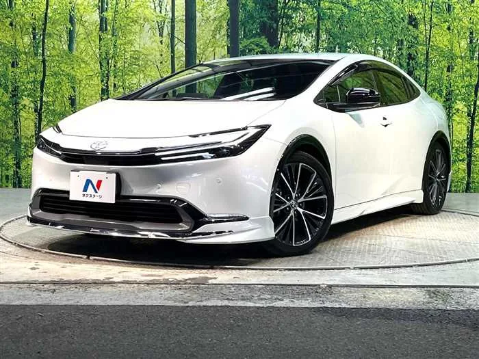Toyota Prius 2024 — фото 1, купить с доставкой в Москву