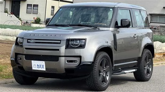 Land Rover Defender 90 X HSE D300 2024 — фото 1, купить с доставкой в Москву