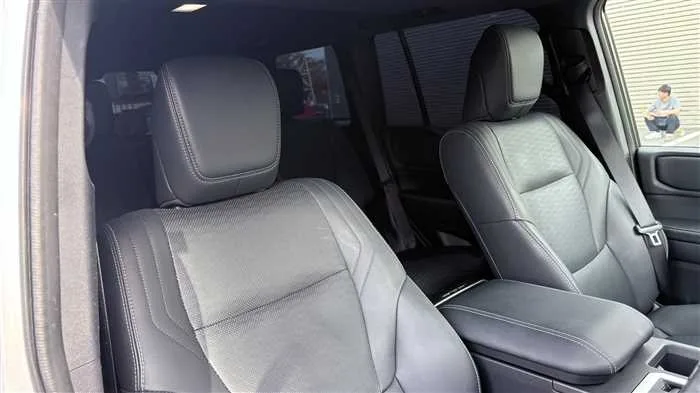 Toyota Land Cruiser 2.7 VX 2024 — миниатюра 2