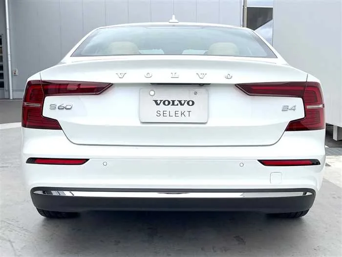 Volvo S60 2024 — миниатюра 3