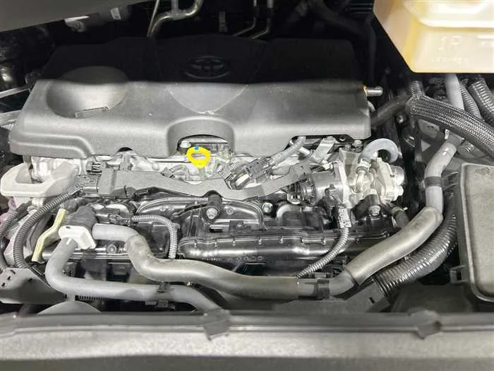Toyota Alphard Hybrid 2023 — миниатюра 2