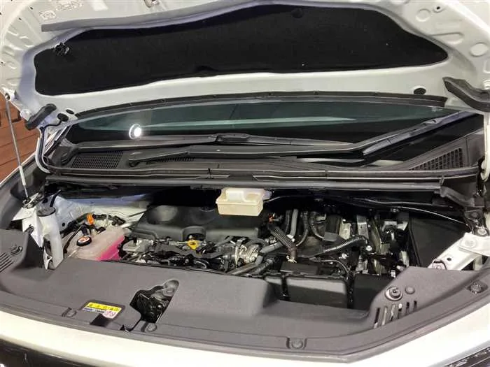 Toyota Alphard Hybrid 2024 — миниатюра 2