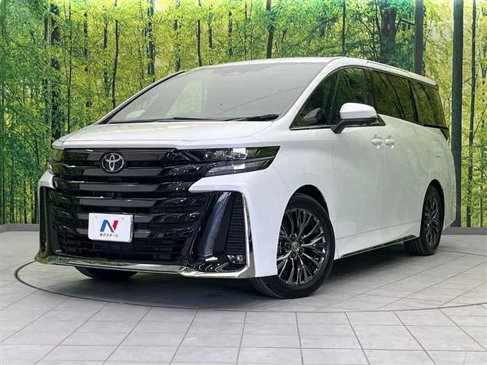 Toyota Vellfire 2024 — фото 1, купить с доставкой в Москву