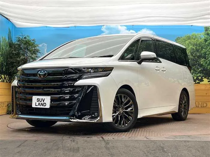 Toyota Vellfire 2024 — фото 1, купить с доставкой в Москву