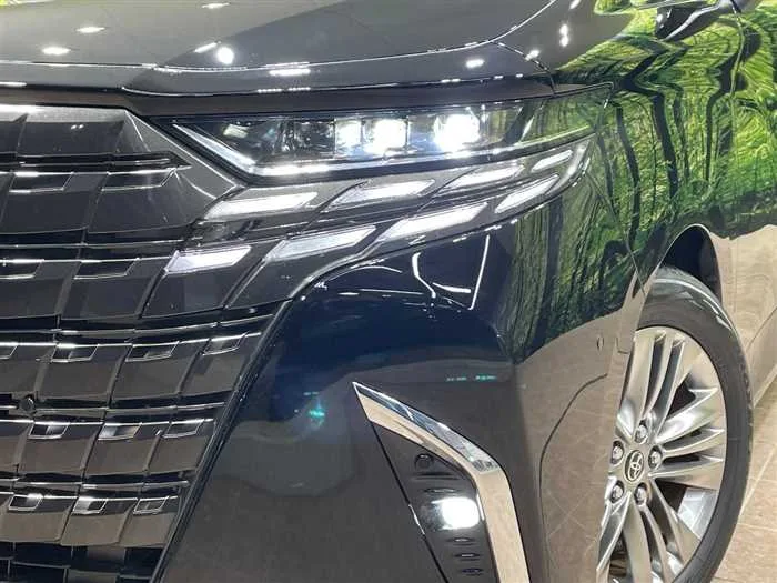 Toyota Alphard Hybrid 2024 — миниатюра 3