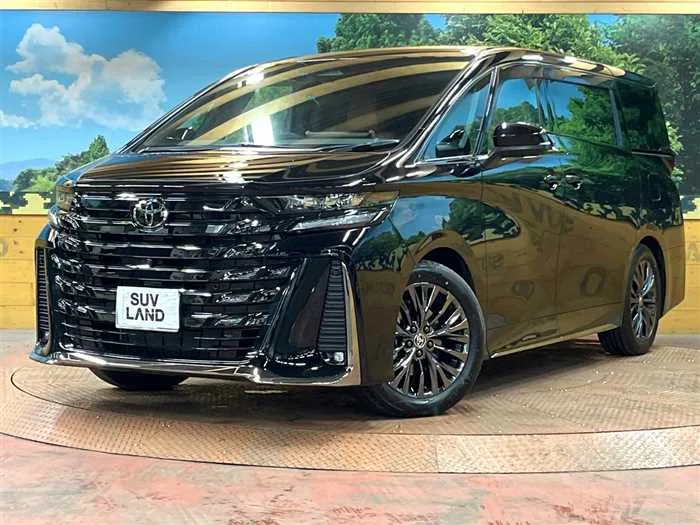Toyota Vellfire 2025 — фото 1, купить с доставкой в Москву