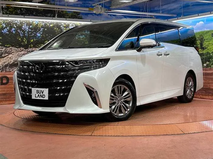 Toyota Alphard 2023 — фото 1, купить с доставкой в Москву