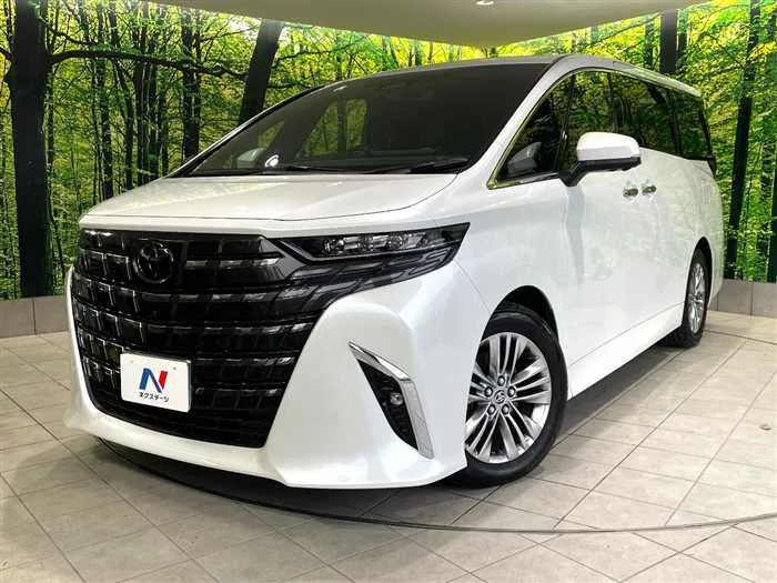 Toyota Alphard 2024 — фото 1, купить с доставкой в Москву