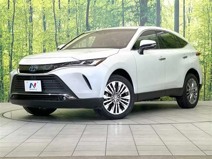 Toyota Harrier Hybrid 2023 — фото 1, купить с доставкой в Москву