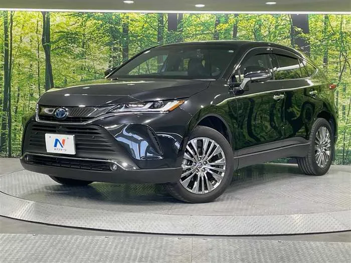 Toyota Harrier Hybrid 2024 — фото 1, купить с доставкой в Москву