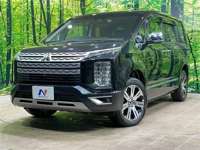 Mitsubishi Delica D:5 2024 — фото 1, купить с доставкой в Москву
