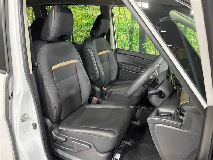 Nissan Serena 2025 — миниатюра 3